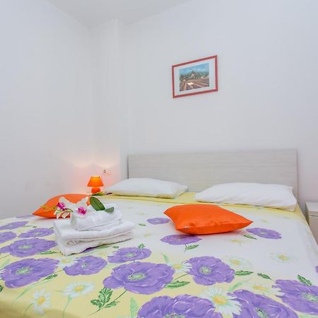 Apartments Grepo Sljeme 마카르스카 객실 사진