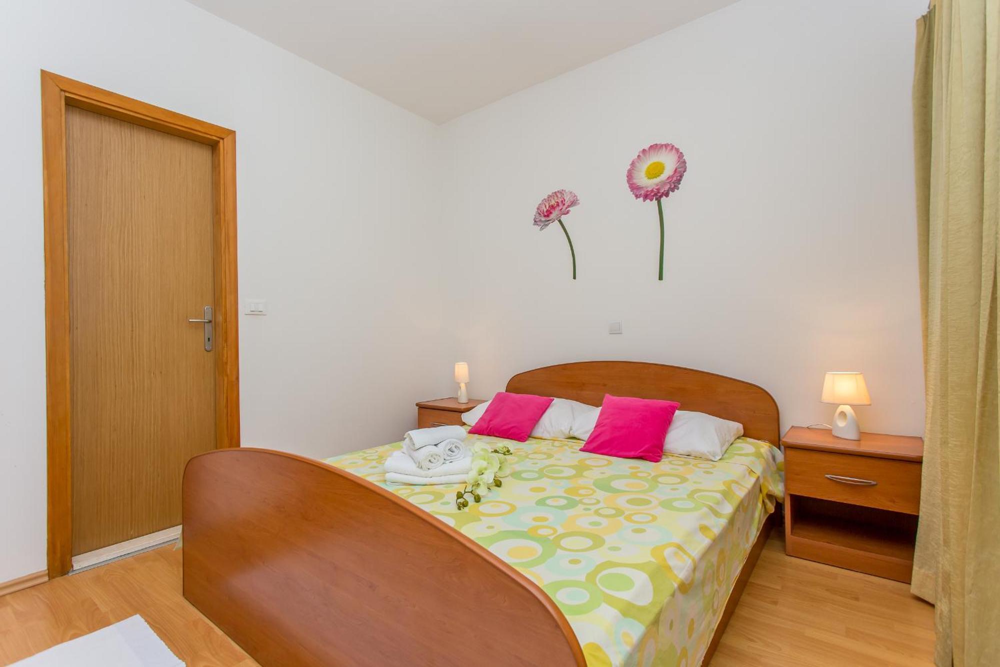 Apartments Grepo Sljeme 마카르스카 객실 사진